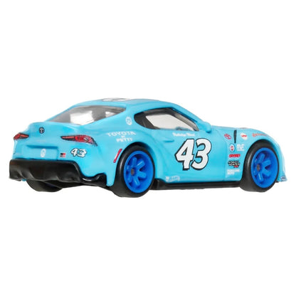 Hot Wheels Premium - Boulevard - 2021 Toyota GR Supra