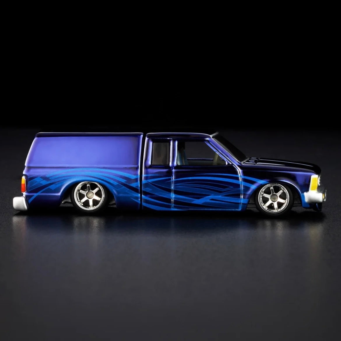 Hot Wheels - RLC - 1986 Nissan 720 King Cab