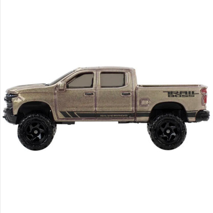 Hot Wheels Silver Series - Performance Trucks - 2019 Chevrolet Silverado Trail Boss LT