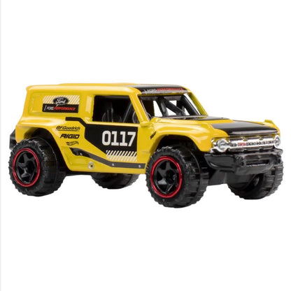 Hot Wheels Silver Series - Performance Trucks - Ford Bronco R (Metal Base)