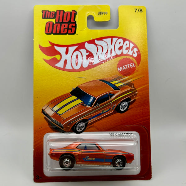 Hot Wheels - The Hot Ones - '69 Camaro (Metal Base)