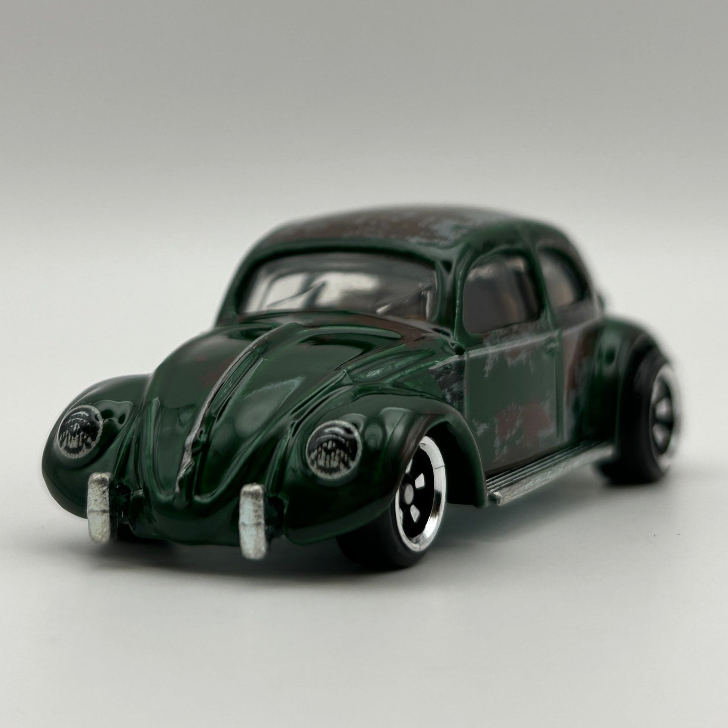 Hot Wheels - Silver Series - Vintage Club - Volkswagen Classic Bug (Metal Base)